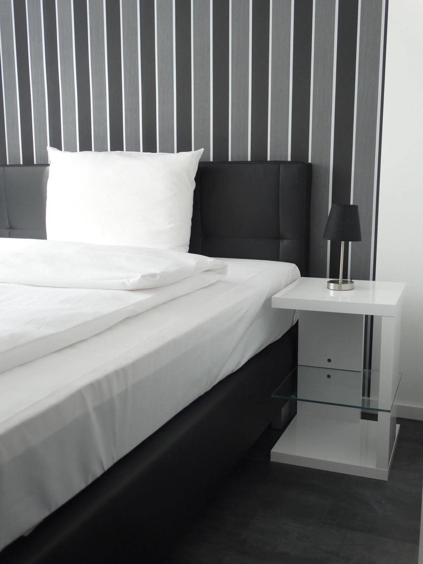 Hotel Stay เอสเซน ภายนอก รูปภาพ
